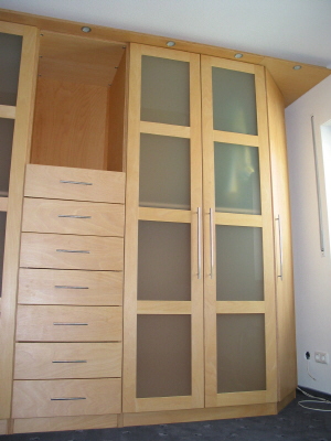 Schrank